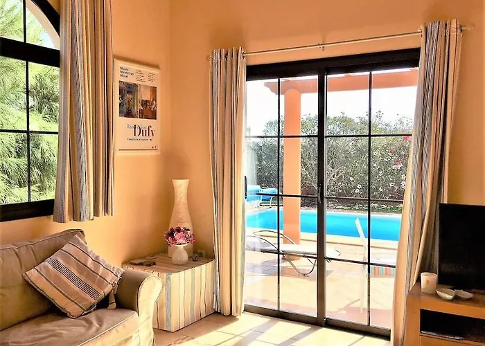 וילה Golf Course With Private Heated Pool *